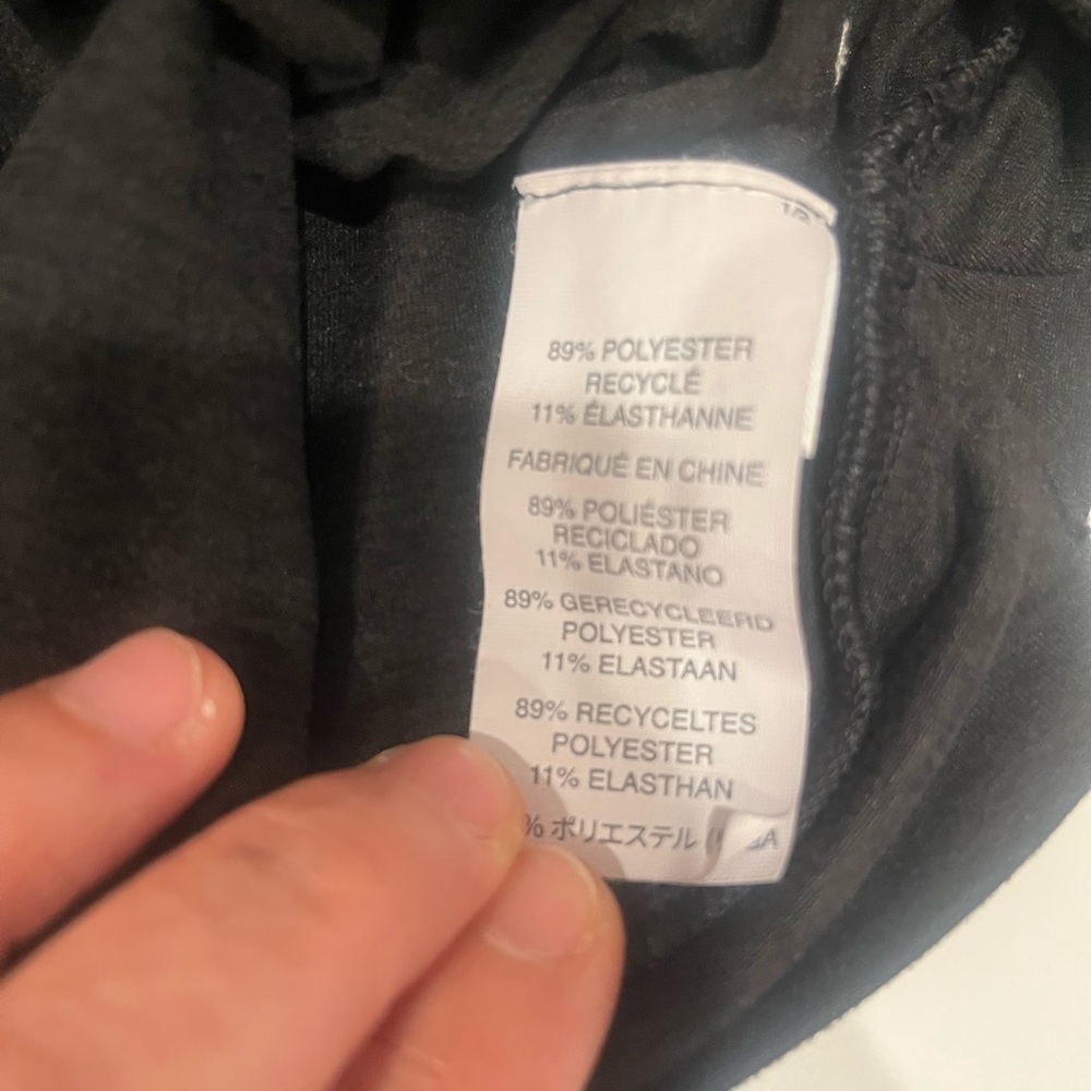 VUORI  HALO ESSENTIAL HODDIE IN BLACK HEATHER SIZE M - Picture 5 of 6
